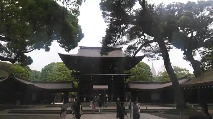 明治神宮の山門・神門