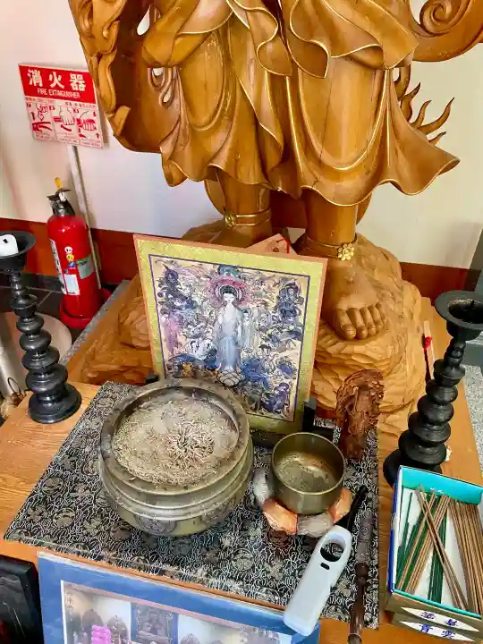 清立院の{uncategorized: "未分類", other: "その他", undefined: "問題あり", building: "その他建物", grave: "お墓", sacred_gate: "鳥居", guardian: "狛犬", statue: "像", buddha: "仏像", history: "歴史", nature: "自然", garden: "庭園", animal: "動物", pagoda: "塔", temizu: "手水舎", mountain_gate: "山門・神門", sanctuary: "本殿・本堂", subordinate: "末社・摂社", art: "芸術", scenery: "景色", jizo: "地蔵", ema: "絵馬", goshuin: "御朱印", omikuji: "おみくじ", items: "授与品その他", amulet: "お守り", goshuincho: "御朱印帳", eats: "食事", festival: "お祭り", votive_dance: "神楽", shichigosan: "七五三参", wedding: "結婚式", experience: "体験その他", initially: "初詣", around: "周辺", anti_infection: "感染症対策"}