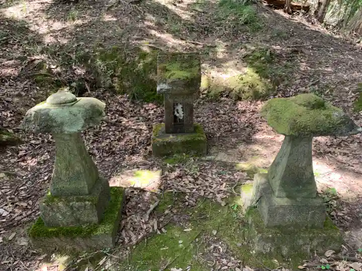 詞具都智神社の末社・摂社