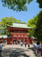 武蔵一宮氷川神社の山門