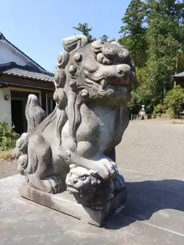 沼鉾神社の狛犬