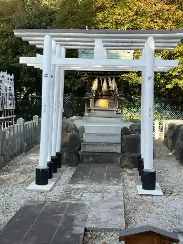 川原神社の{uncategorized: "未分類", other: "その他", undefined: "問題あり", building: "その他建物", grave: "お墓", sacred_gate: "鳥居", guardian: "狛犬", statue: "像", buddha: "仏像", history: "歴史", nature: "自然", garden: "庭園", animal: "動物", pagoda: "塔", temizu: "手水舎", mountain_gate: "山門・神門", sanctuary: "本殿・本堂", subordinate: "末社・摂社", art: "芸術", scenery: "景色", jizo: "地蔵", ema: "絵馬", goshuin: "御朱印", omikuji: "おみくじ", items: "授与品その他", amulet: "お守り", goshuincho: "御朱印帳", eats: "食事", festival: "お祭り", votive_dance: "神楽", shichigosan: "七五三参", wedding: "結婚式", experience: "体験その他", initially: "初詣", around: "周辺", anti_infection: "感染症対策"}