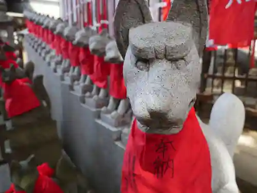 豊川稲荷東京別院の狛犬