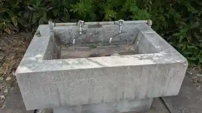 正一位出世 稲荷大明神の手水舎