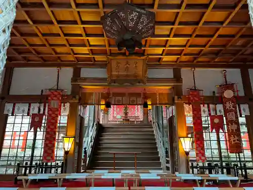 敢國神社の本殿・本堂