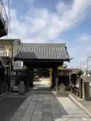 九品寺の山門