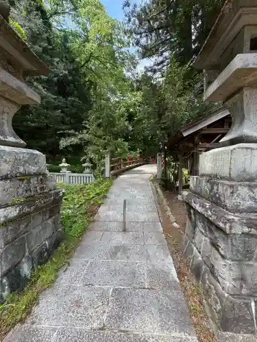 塩原八幡宮の{uncategorized: "未分類", other: "その他", undefined: "問題あり", building: "その他建物", grave: "お墓", sacred_gate: "鳥居", guardian: "狛犬", statue: "像", buddha: "仏像", history: "歴史", nature: "自然", garden: "庭園", animal: "動物", pagoda: "塔", temizu: "手水舎", mountain_gate: "山門・神門", sanctuary: "本殿・本堂", subordinate: "末社・摂社", art: "芸術", scenery: "景色", jizo: "地蔵", ema: "絵馬", goshuin: "御朱印", omikuji: "おみくじ", items: "授与品その他", amulet: "お守り", goshuincho: "御朱印帳", eats: "食事", festival: "お祭り", votive_dance: "神楽", shichigosan: "七五三参", wedding: "結婚式", experience: "体験その他", initially: "初詣", around: "周辺", anti_infection: "感染症対策"}
