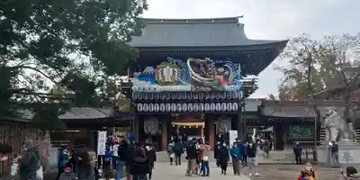 寒川神社の山門・神門