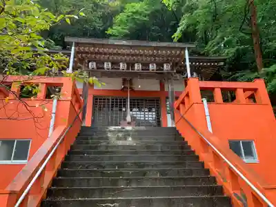 鬼怒川温泉神社の本殿・本堂