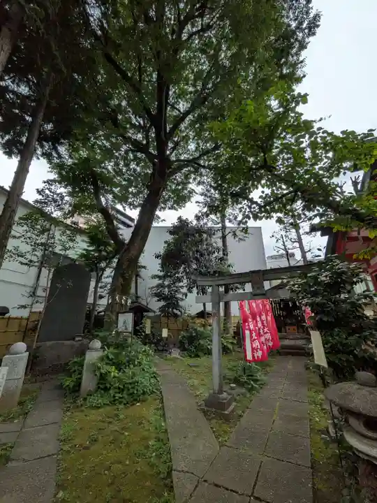 くまくま神社(導きの社 熊野町熊野神社)(東京都)