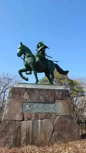 芳林寺の像