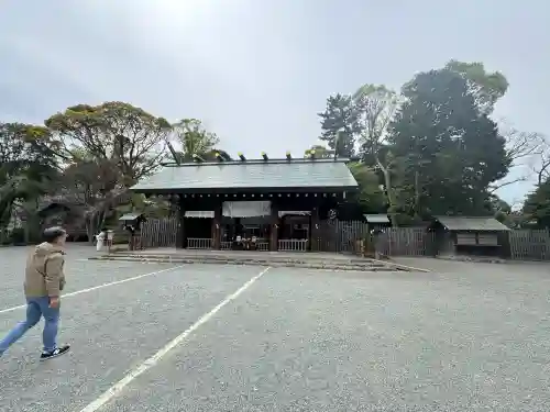 伊勢山皇大神宮の{uncategorized: "未分類", other: "その他", undefined: "問題あり", building: "その他建物", grave: "お墓", sacred_gate: "鳥居", guardian: "狛犬", statue: "像", buddha: "仏像", history: "歴史", nature: "自然", garden: "庭園", animal: "動物", pagoda: "塔", temizu: "手水舎", mountain_gate: "山門・神門", sanctuary: "本殿・本堂", subordinate: "末社・摂社", art: "芸術", scenery: "景色", jizo: "地蔵", ema: "絵馬", goshuin: "御朱印", omikuji: "おみくじ", items: "授与品その他", amulet: "お守り", goshuincho: "御朱印帳", eats: "食事", festival: "お祭り", votive_dance: "神楽", shichigosan: "七五三参", wedding: "結婚式", experience: "体験その他", initially: "初詣", around: "周辺", anti_infection: "感染症対策"}