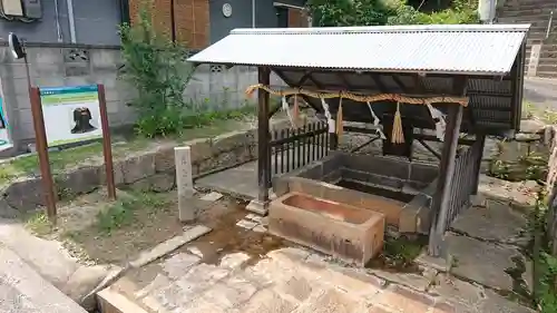 壺井八幡宮の手水舎