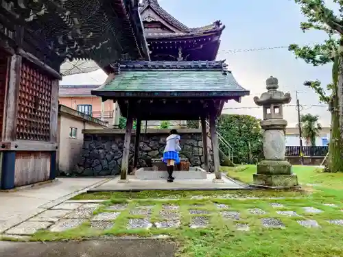飛島善光寺の手水舎