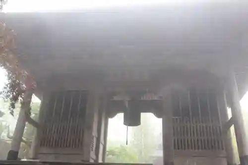 三角寺の山門・神門