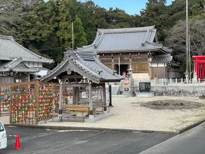 金井神社の本殿・本堂