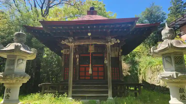 羽黒山観音堂(福島県)