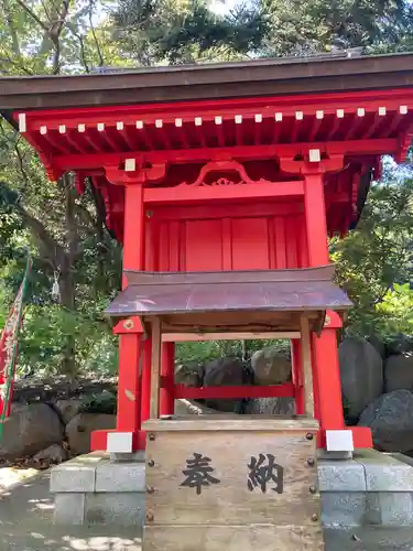 葛原岡神社の末社・摂社