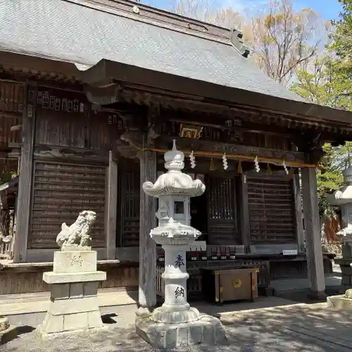 淺間神社（忍野八海）の{uncategorized: "未分類", other: "その他", undefined: "問題あり", building: "その他建物", grave: "お墓", sacred_gate: "鳥居", guardian: "狛犬", statue: "像", buddha: "仏像", history: "歴史", nature: "自然", garden: "庭園", animal: "動物", pagoda: "塔", temizu: "手水舎", mountain_gate: "山門・神門", sanctuary: "本殿・本堂", subordinate: "末社・摂社", art: "芸術", scenery: "景色", jizo: "地蔵", ema: "絵馬", goshuin: "御朱印", omikuji: "おみくじ", items: "授与品その他", amulet: "お守り", goshuincho: "御朱印帳", eats: "食事", festival: "お祭り", votive_dance: "神楽", shichigosan: "七五三参", wedding: "結婚式", experience: "体験その他", initially: "初詣", around: "周辺", anti_infection: "感染症対策"}