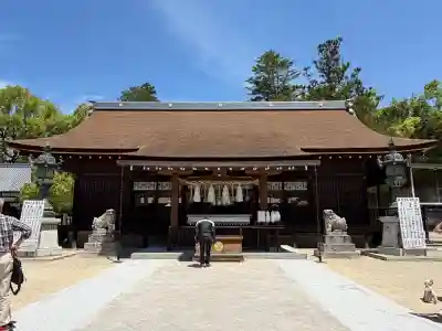 伊弉諾神宮の{uncategorized: "未分類", other: "その他", undefined: "問題あり", building: "その他建物", grave: "お墓", sacred_gate: "鳥居", guardian: "狛犬", statue: "像", buddha: "仏像", history: "歴史", nature: "自然", garden: "庭園", animal: "動物", pagoda: "塔", temizu: "手水舎", mountain_gate: "山門・神門", sanctuary: "本殿・本堂", subordinate: "末社・摂社", art: "芸術", scenery: "景色", jizo: "地蔵", ema: "絵馬", goshuin: "御朱印", omikuji: "おみくじ", items: "授与品その他", amulet: "お守り", goshuincho: "御朱印帳", eats: "食事", festival: "お祭り", votive_dance: "神楽", shichigosan: "七五三参", wedding: "結婚式", experience: "体験その他", initially: "初詣", around: "周辺", anti_infection: "感染症対策"}