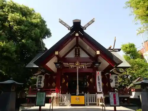 徳持神社の本殿・本堂
