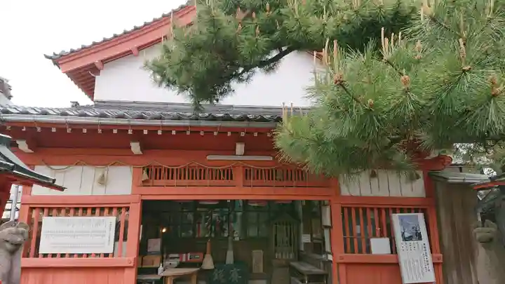 湊稲荷神社の本殿・本堂