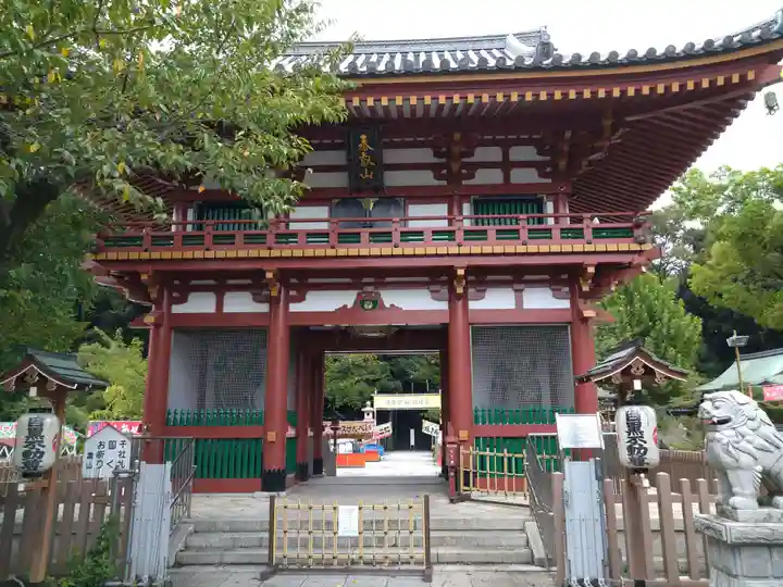 瀧泉寺(目黒不動尊)の山門・神門