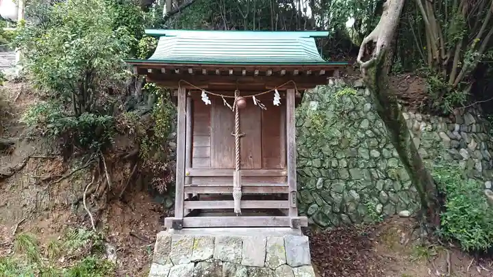 伊佐爾波神社の末社・摂社