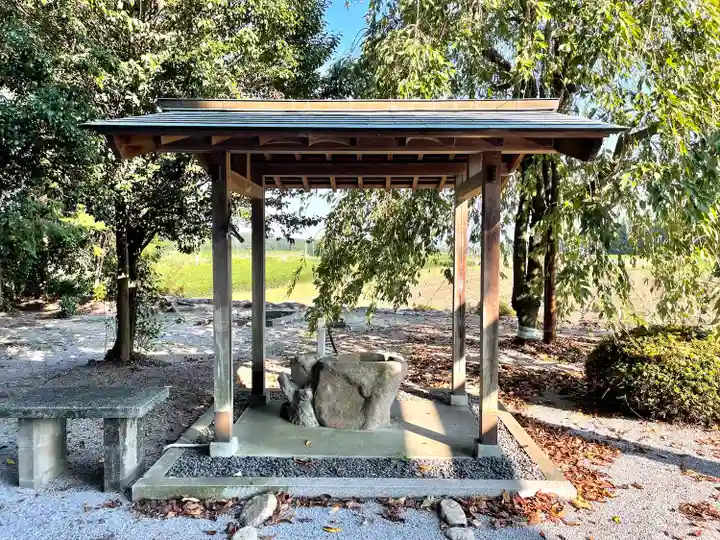 和無田神社の手水舎