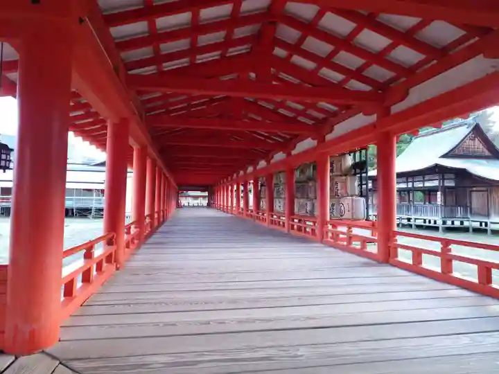 厳島神社(広島県)