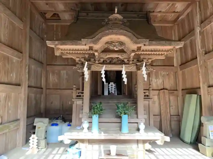 小山野神社の本殿・本堂