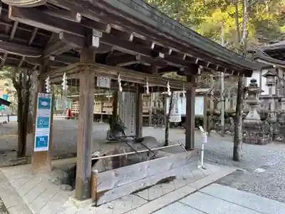 丹生川上神社(中社)の手水舎