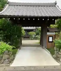 永張寺の山門