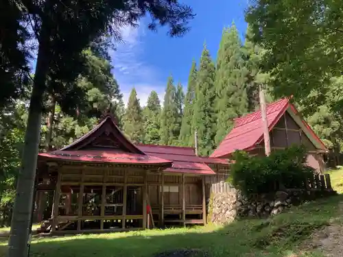 健御名方富命彦神別神社の本殿