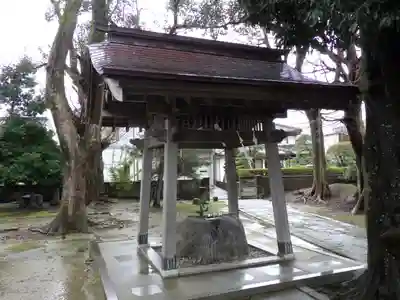 聖神社の手水舎