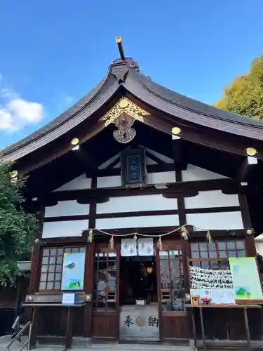 三輪神社の本殿・本堂