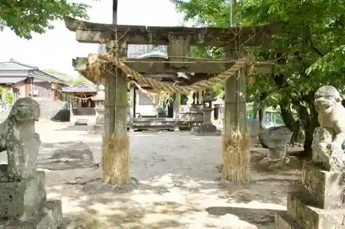 上石動天満宮の鳥居