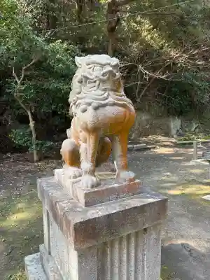 甘縄神明神社（甘縄神明宮）の{uncategorized: "未分類", other: "その他", undefined: "問題あり", building: "その他建物", grave: "お墓", sacred_gate: "鳥居", guardian: "狛犬", statue: "像", buddha: "仏像", history: "歴史", nature: "自然", garden: "庭園", animal: "動物", pagoda: "塔", temizu: "手水舎", mountain_gate: "山門・神門", sanctuary: "本殿・本堂", subordinate: "末社・摂社", art: "芸術", scenery: "景色", jizo: "地蔵", ema: "絵馬", goshuin: "御朱印", omikuji: "おみくじ", items: "授与品その他", amulet: "お守り", goshuincho: "御朱印帳", eats: "食事", festival: "お祭り", votive_dance: "神楽", shichigosan: "七五三参", wedding: "結婚式", experience: "体験その他", initially: "初詣", around: "周辺", anti_infection: "感染症対策"}