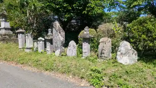 華藏寺(梅澤不動尊) (栃木県)