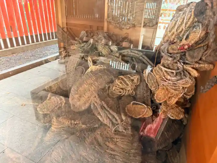 足の神様 服部天神宮の{uncategorized: "未分類", other: "その他", undefined: "問題あり", building: "その他建物", grave: "お墓", sacred_gate: "鳥居", guardian: "狛犬", statue: "像", buddha: "仏像", history: "歴史", nature: "自然", garden: "庭園", animal: "動物", pagoda: "塔", temizu: "手水舎", mountain_gate: "山門・神門", sanctuary: "本殿・本堂", subordinate: "末社・摂社", art: "芸術", scenery: "景色", jizo: "地蔵", ema: "絵馬", goshuin: "御朱印", omikuji: "おみくじ", items: "授与品その他", amulet: "お守り", goshuincho: "御朱印帳", eats: "食事", festival: "お祭り", votive_dance: "神楽", shichigosan: "七五三参", wedding: "結婚式", experience: "体験その他", initially: "初詣", around: "周辺", anti_infection: "感染症対策"}