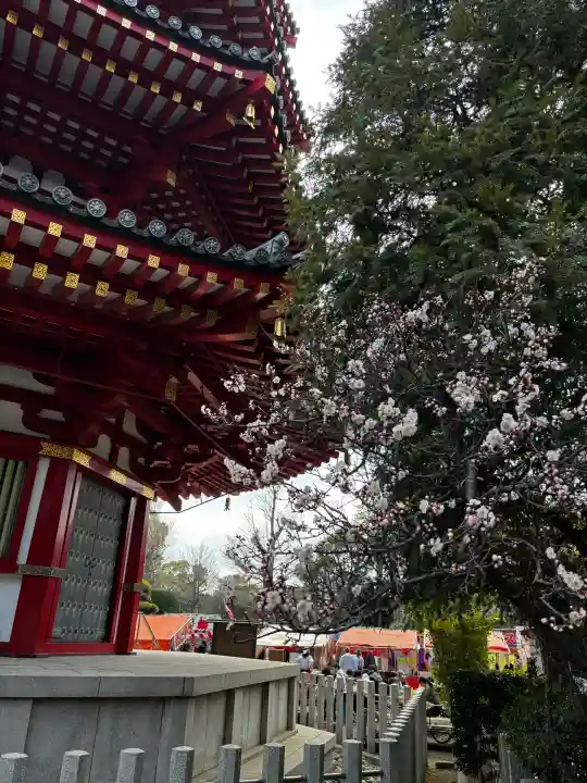 川崎大師(平間寺)の{uncategorized: "未分類", other: "その他", undefined: "問題あり", building: "その他建物", grave: "お墓", sacred_gate: "鳥居", guardian: "狛犬", statue: "像", buddha: "仏像", history: "歴史", nature: "自然", garden: "庭園", animal: "動物", pagoda: "塔", temizu: "手水舎", mountain_gate: "山門・神門", sanctuary: "本殿・本堂", subordinate: "末社・摂社", art: "芸術", scenery: "景色", jizo: "地蔵", ema: "絵馬", goshuin: "御朱印", omikuji: "おみくじ", items: "授与品その他", amulet: "お守り", goshuincho: "御朱印帳", eats: "食事", festival: "お祭り", votive_dance: "神楽", shichigosan: "七五三参", wedding: "結婚式", experience: "体験その他", initially: "初詣", around: "周辺", anti_infection: "感染症対策"}