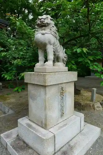 大阪護國神社の狛犬