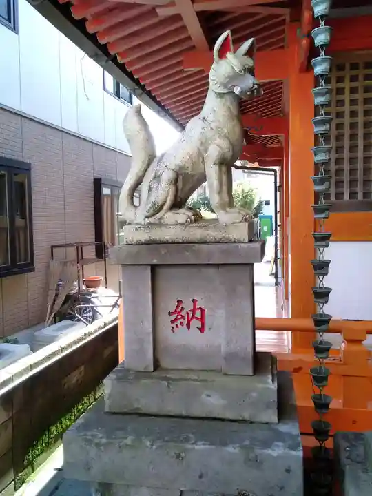 豊受稲荷本宮の狛犬