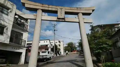 亀山神社の鳥居