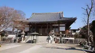 多聞寺の本殿・本堂