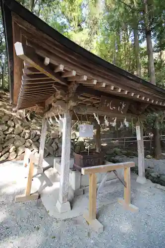 宝登山神社の手水舎