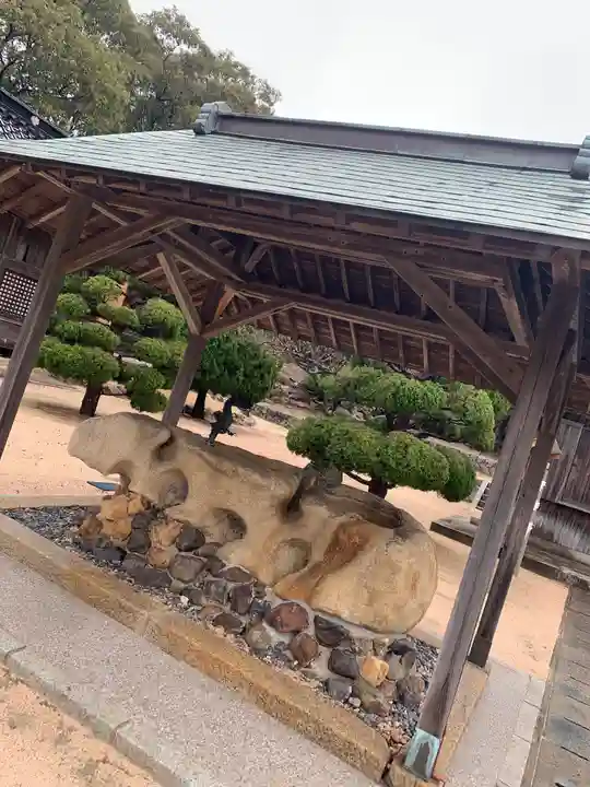 川中神社の手水舎