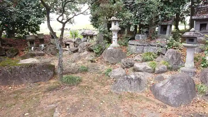 苗島神社の末社・摂社
