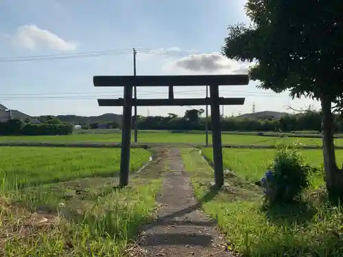 川田神社の鳥居