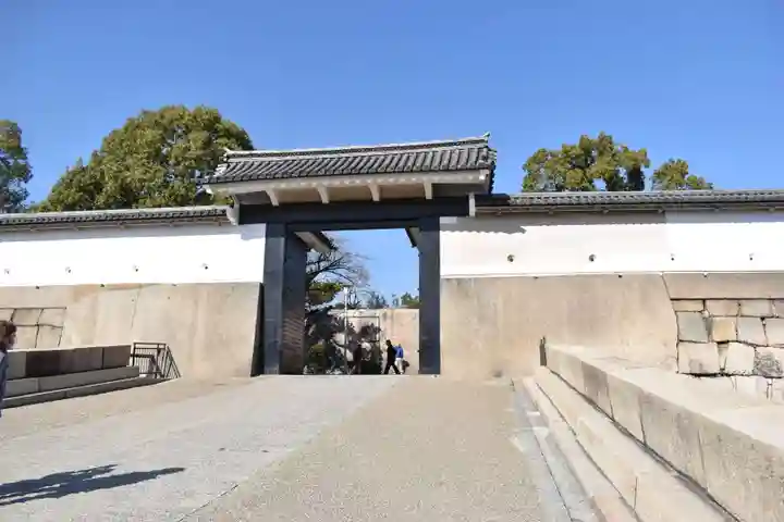 豊國神社の山門・神門